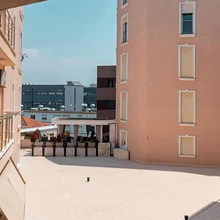 Apartament Loris 201